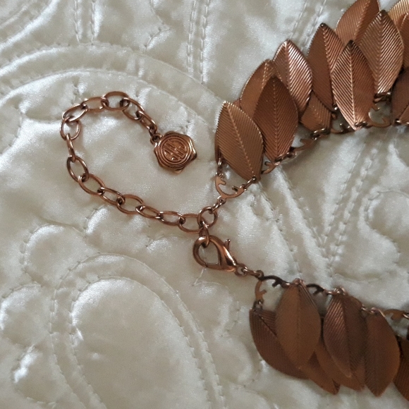 unusual necklace - Picture 3 of 5